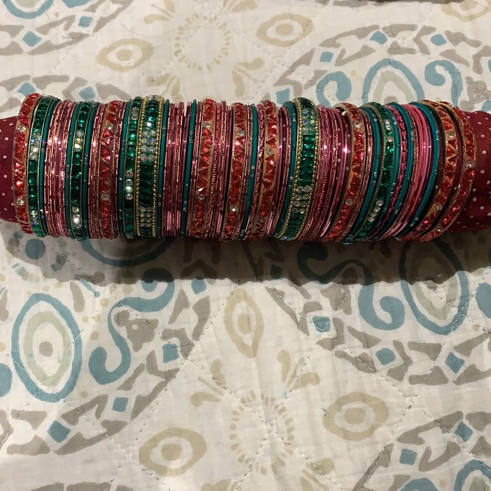 Women’s Bangles - Picture 3 of 3